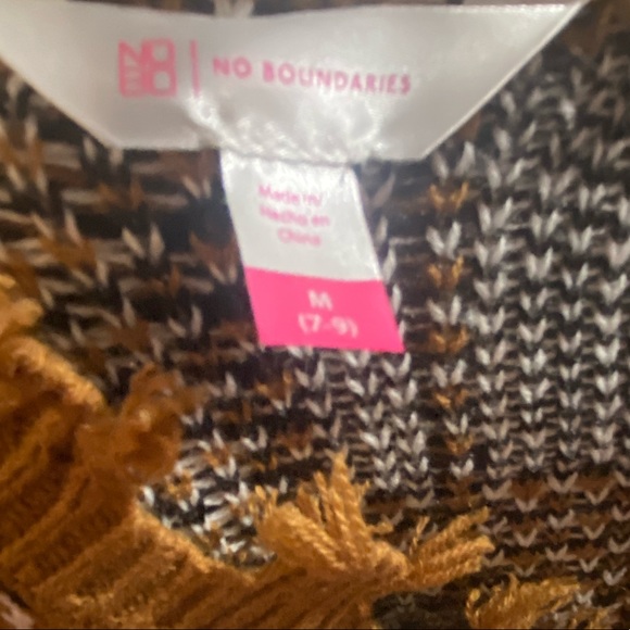 Ripped Sweater - Picture 3 of 3